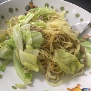 ツナ缶と味覇（ウェイパー）で簡単！海鮮焼きそば